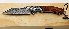 QMK-132 Damaszk Artwork bicska